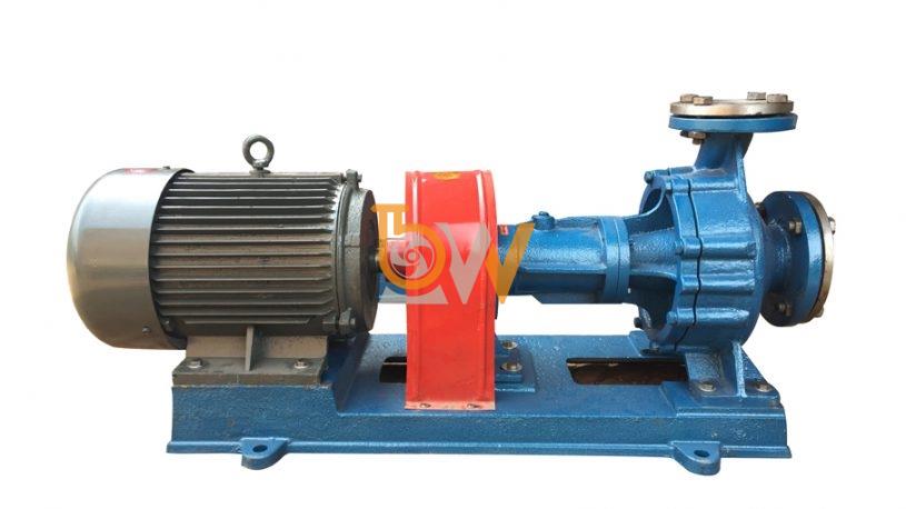 Bơm dầu tải nhiệt RY40-25-160 tốc độ quay 2.900 vòng/phút, lưu lượng 10 m3/h, cột áp 28 m, động cơ 2.2 kW