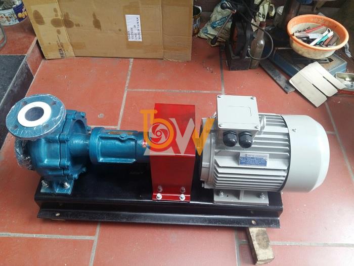 Bơm tuần hoàn dầu nóng RY65-40-250A lưu lượng 20 m3/h, cột áp 51 m, công suất 7.5 kW